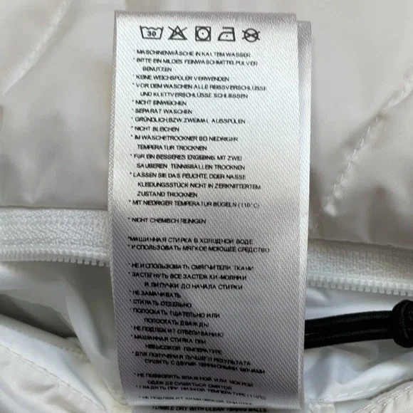 Lolë Reversible Gray/White Puffer Jacket with Hood  – Woman's  – XS - Picture 13 of 16